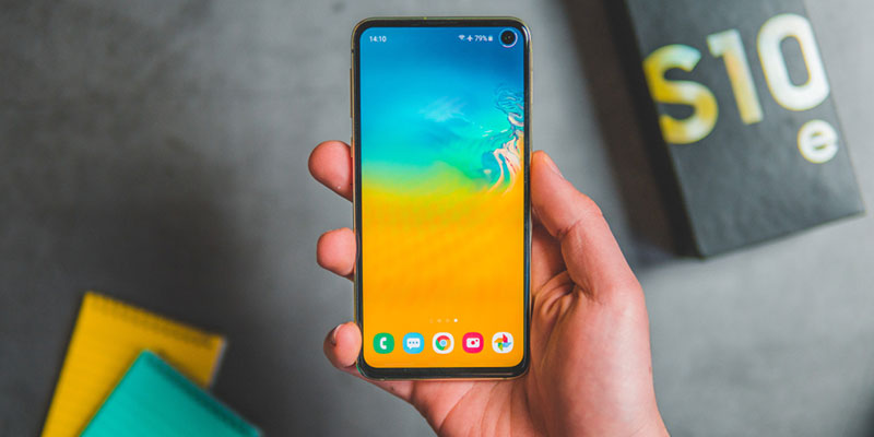 Samsung Galaxy S10E